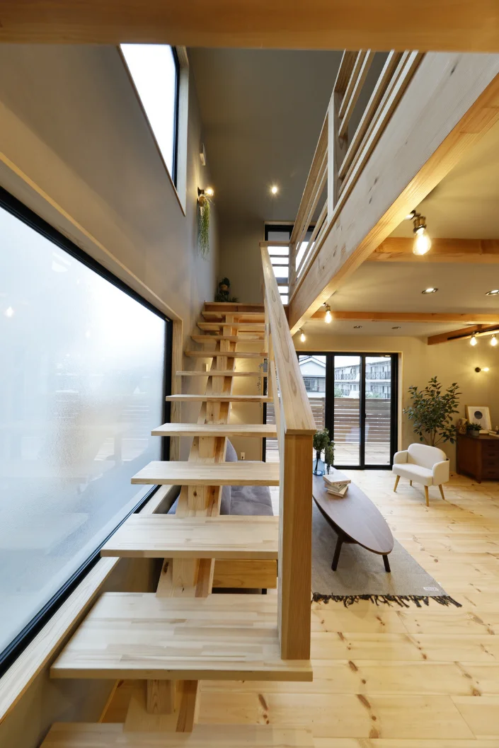 木製インテリア階段